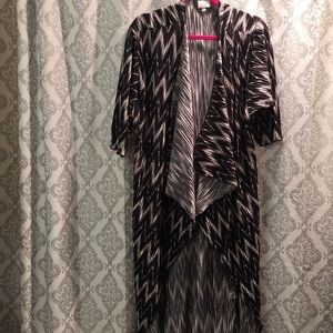Lularoe Black and white chevron Shirley